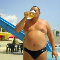 Miły facet - 36 lat, ze sporym brzuszki…