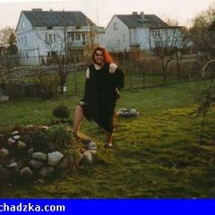 puszysta samotna brunetka wiek 29 lat s…