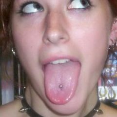 Mów mi Foxy Bitch! Mam 22 lata i jestem…