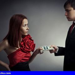 2 Biznesmenów Zasponsouje Panią