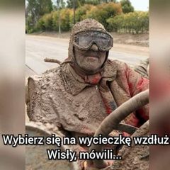 Przyjaźń, wsparcie finansowe, romans
