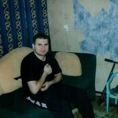 Mam 24 lat i uczę się. Moim hobby sš ko…