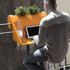 Atrakcyjny mężczyzna za sponsoruje -Sugar Daddy