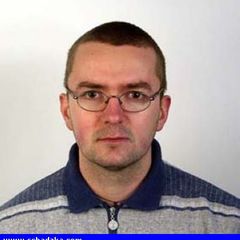 Atletycznie zbudowany, inteligentny (wy…