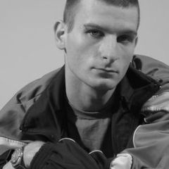 Czesc Mam na imie Piotrek chcial bym ba…